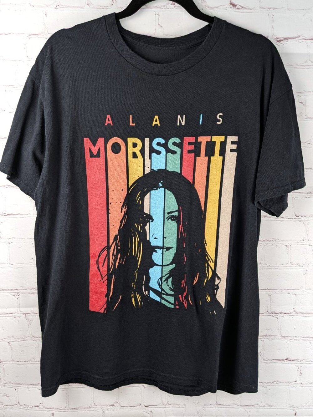 Alanis Morissette Retro Colorful Stripes Graphic Tee M/L